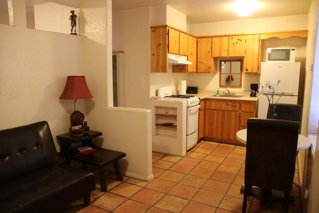My Place Suites Wickenburg Room photo